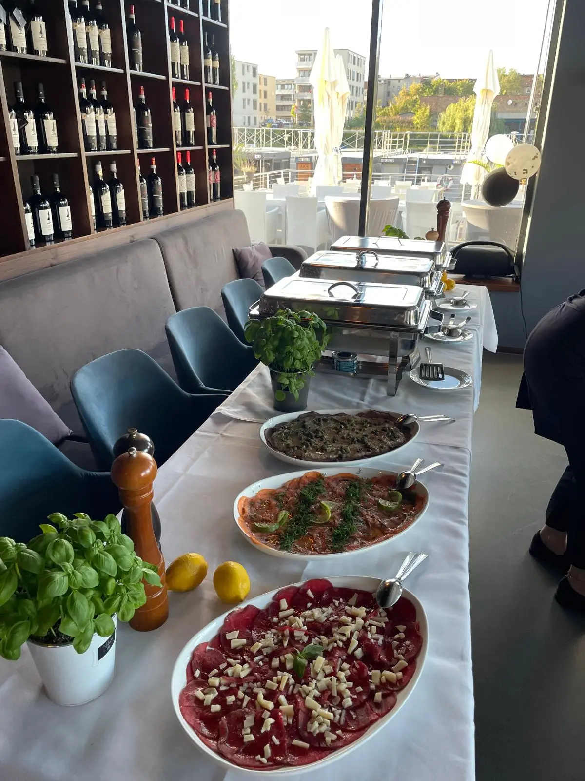 Catering Buffet Mit Vorspeisen Und Warmen Gerichten