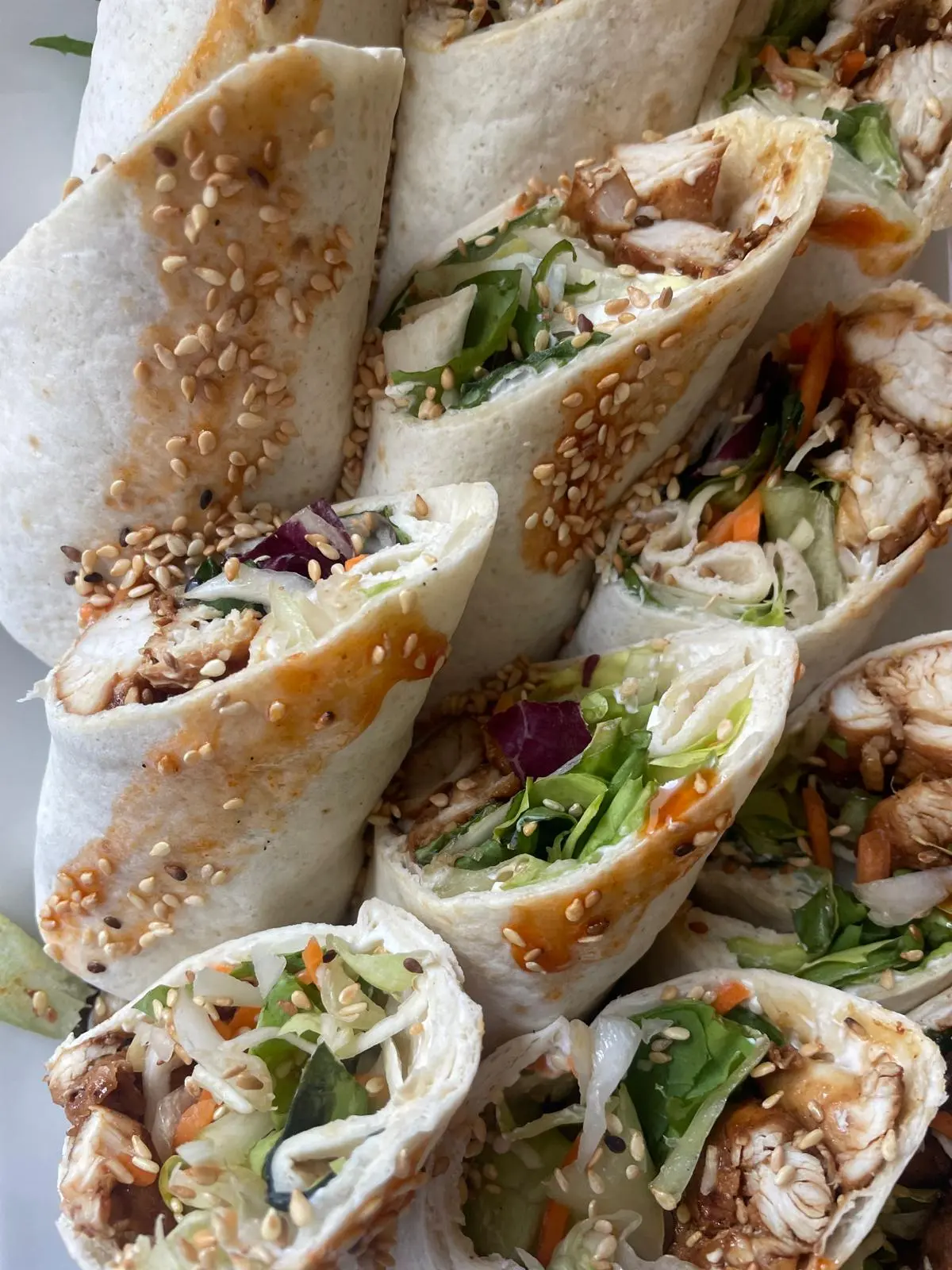 Hähnchen Wraps Mit Sesam Und Gemüse