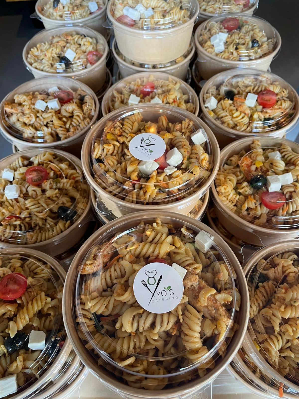Pasta Salat Bowls Catering Verpackt